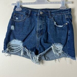 Denim Shorts blue distressed raw hem comfortable fit women’s 14